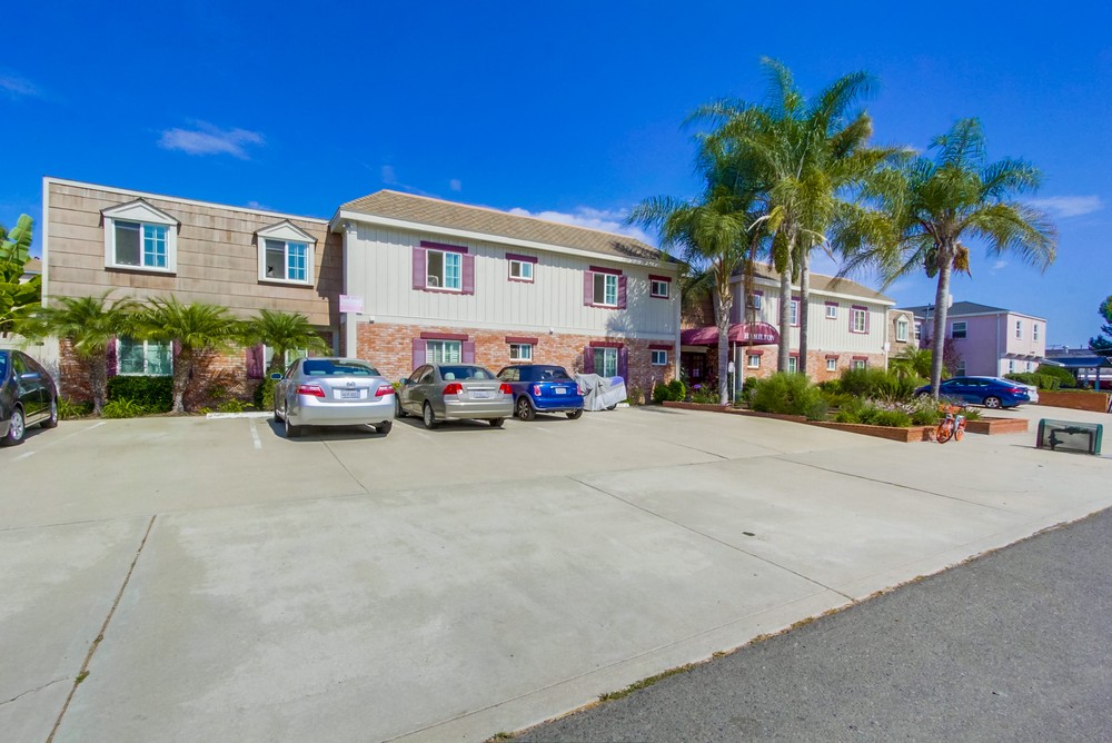 Virtual tour photo 5 of 38 for 4747 Hamilton St UNIT 14