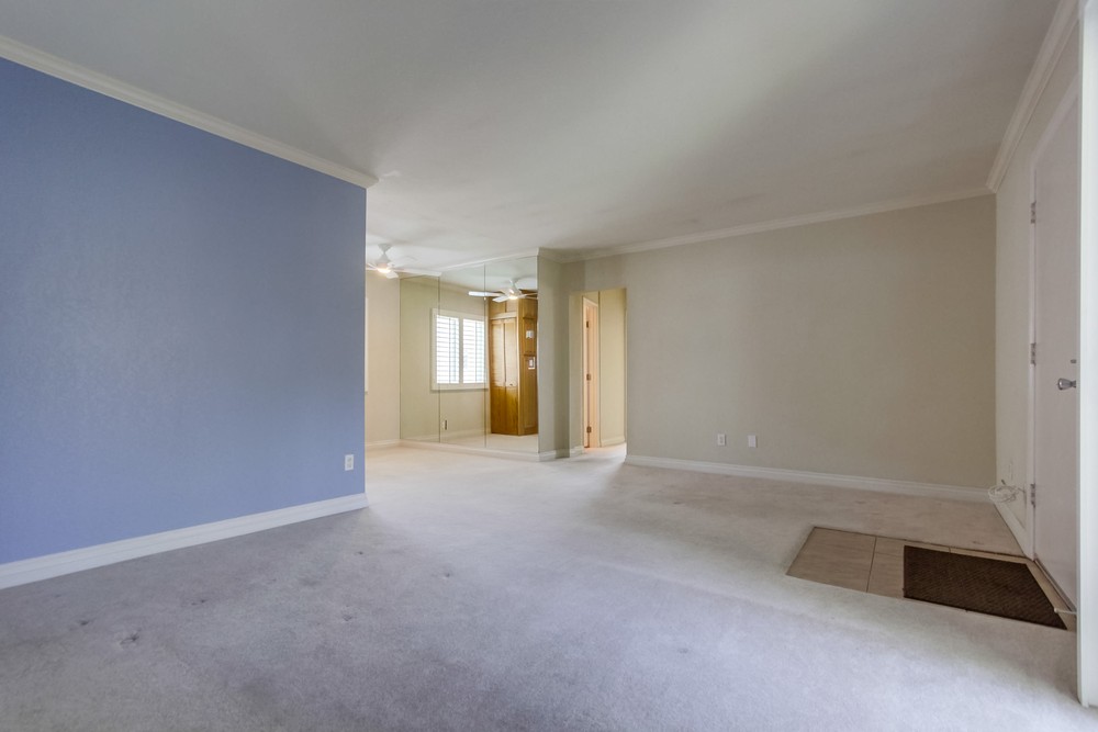 Virtual tour photo 11 of 38 for 4747 Hamilton St UNIT 14