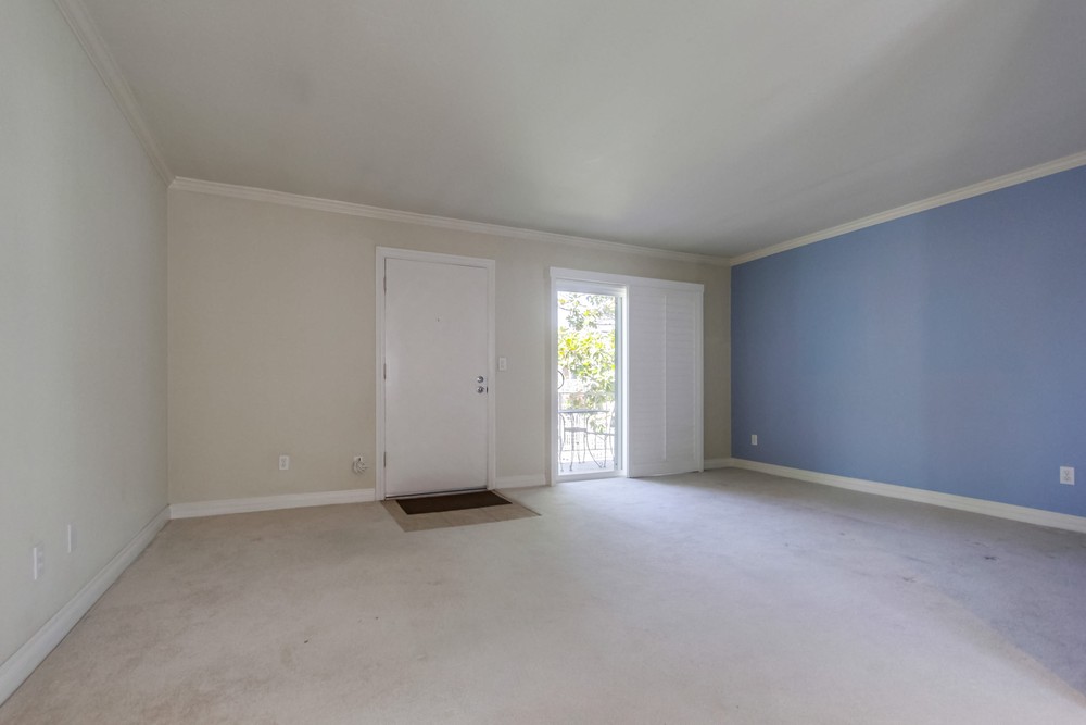 Virtual tour photo 14 of 38 for 4747 Hamilton St UNIT 14