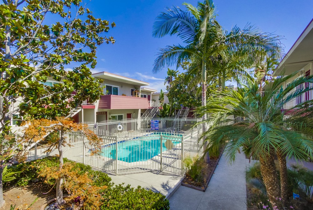 Virtual tour photo 35 of 38 for 4747 Hamilton St UNIT 14