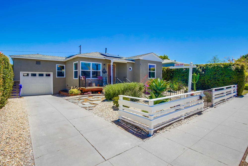 Virtual tour photo 3 of 45 for 4747 Lenore Dr