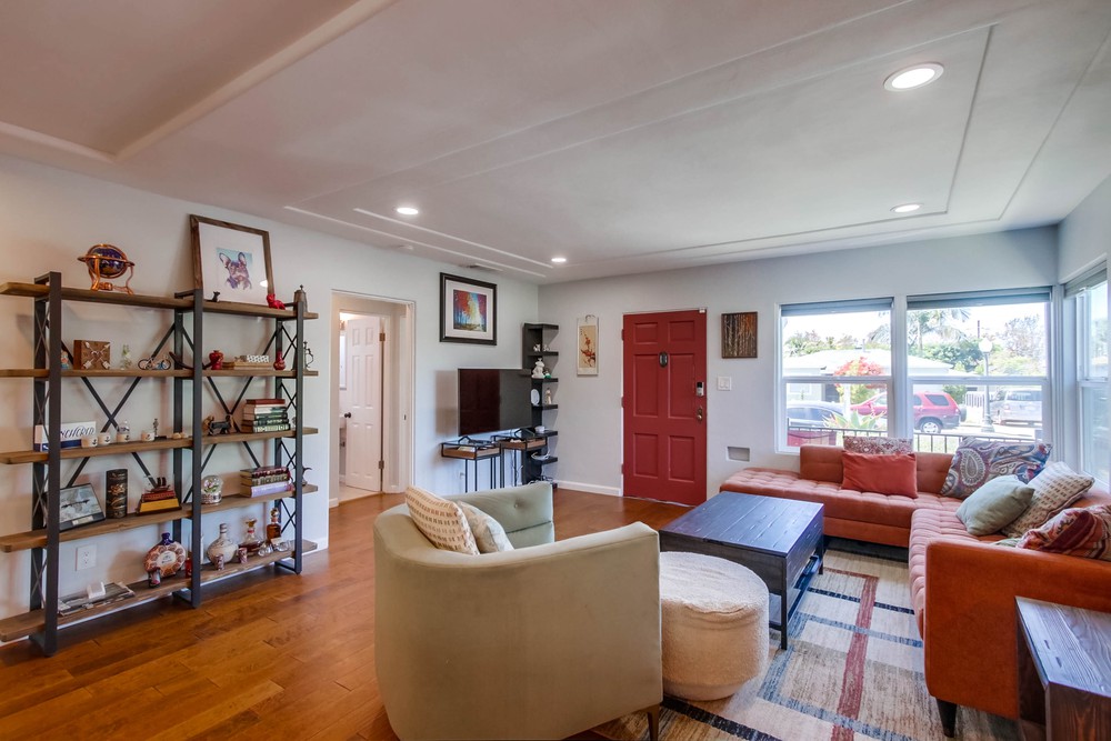 Virtual tour photo 10 of 45 for 4747 Lenore Dr