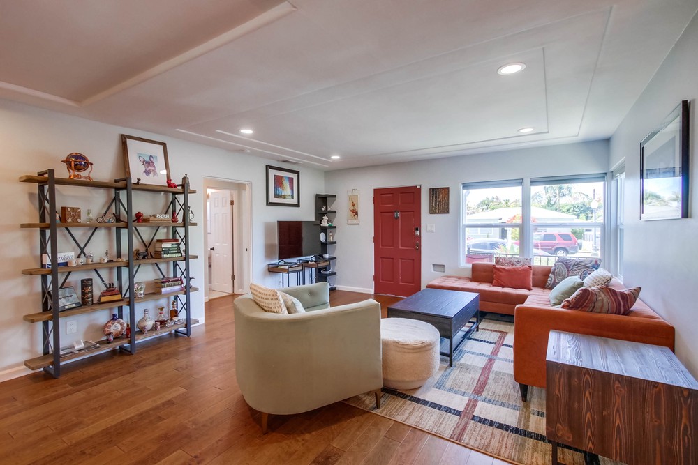 Virtual tour photo 12 of 45 for 4747 Lenore Dr