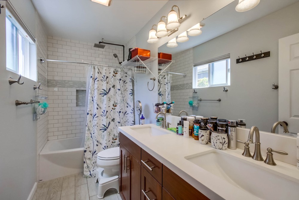 Virtual tour photo 24 of 45 for 4747 Lenore Dr