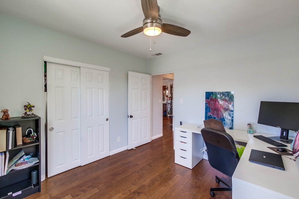 Virtual tour photo 27 of 45 for 4747 Lenore Dr