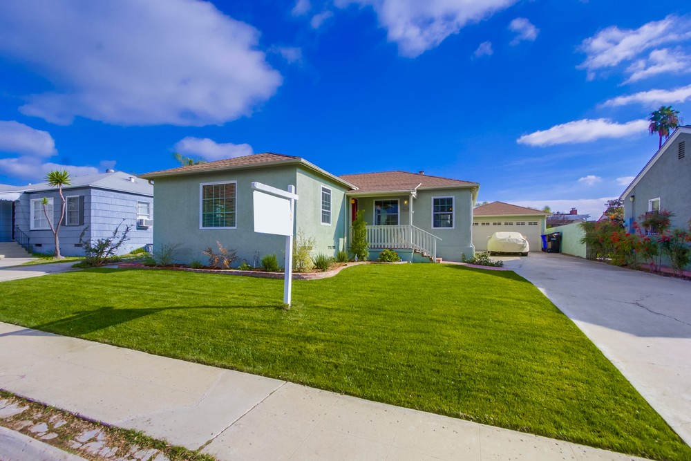 Virtual tour photo 3 of 35 for 4749 Lorraine Dr