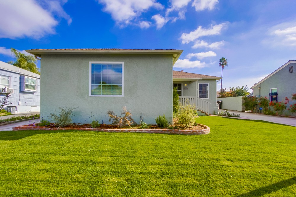 Virtual tour photo 4 of 35 for 4749 Lorraine Dr