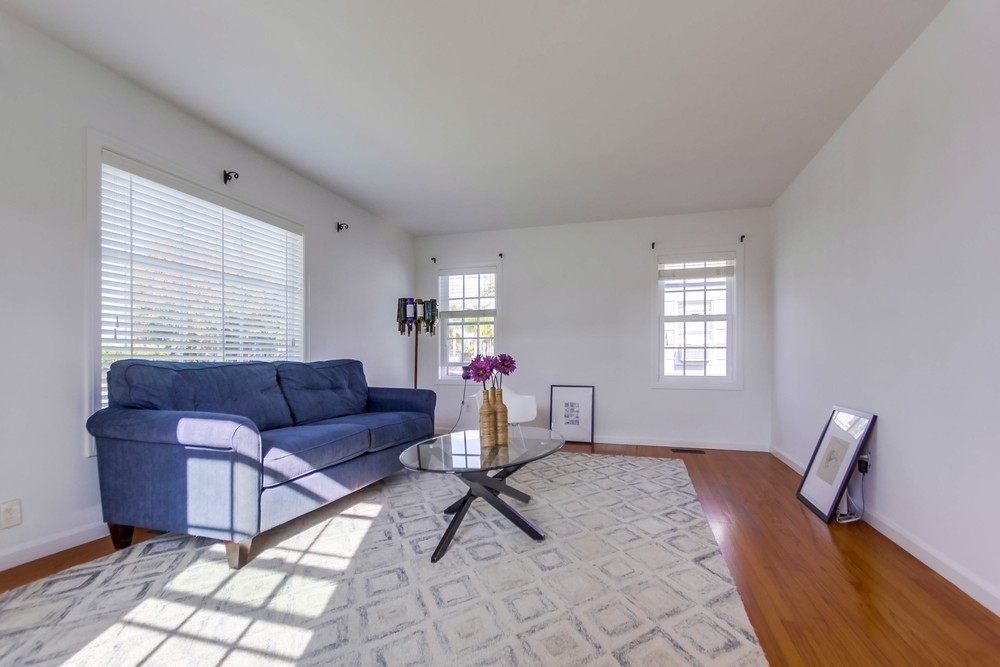 Virtual tour photo 7 of 35 for 4749 Lorraine Dr
