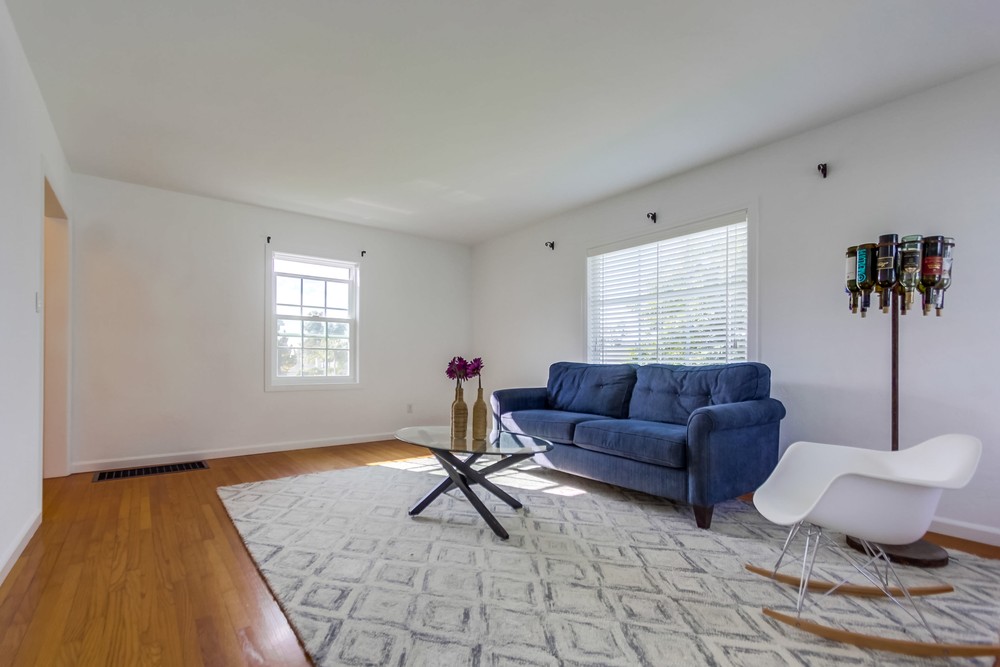Virtual tour photo 9 of 35 for 4749 Lorraine Dr