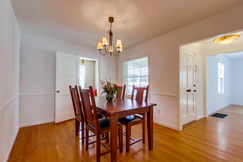 Virtual tour photo 11 of 35 for 4749 Lorraine Dr