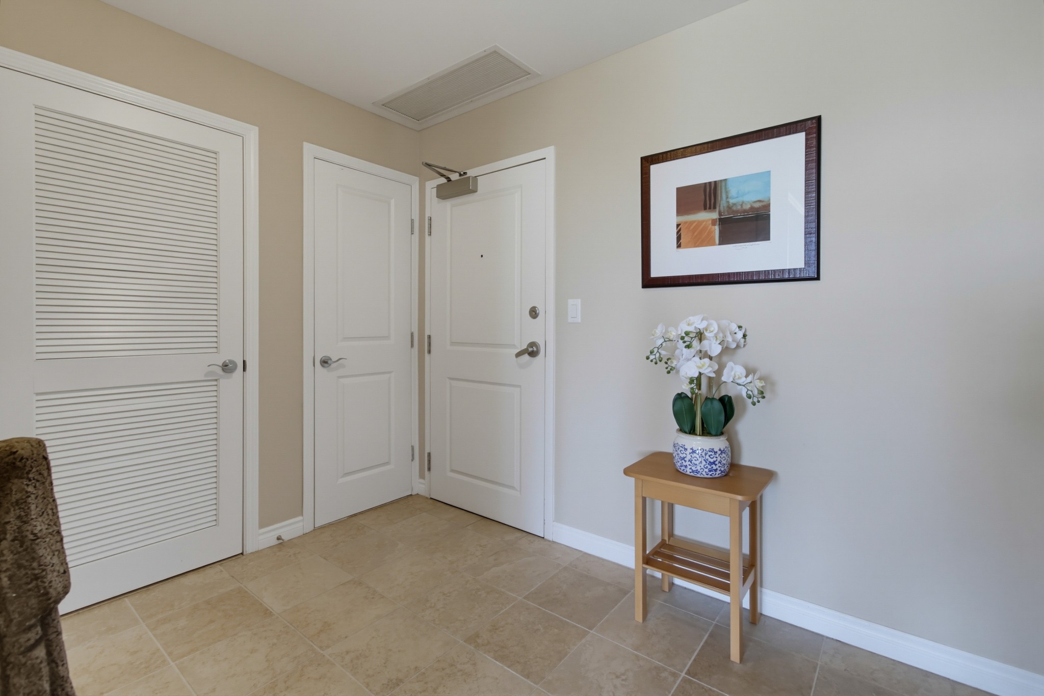 Virtual tour photo 11 of 74 for 475 Redwood St