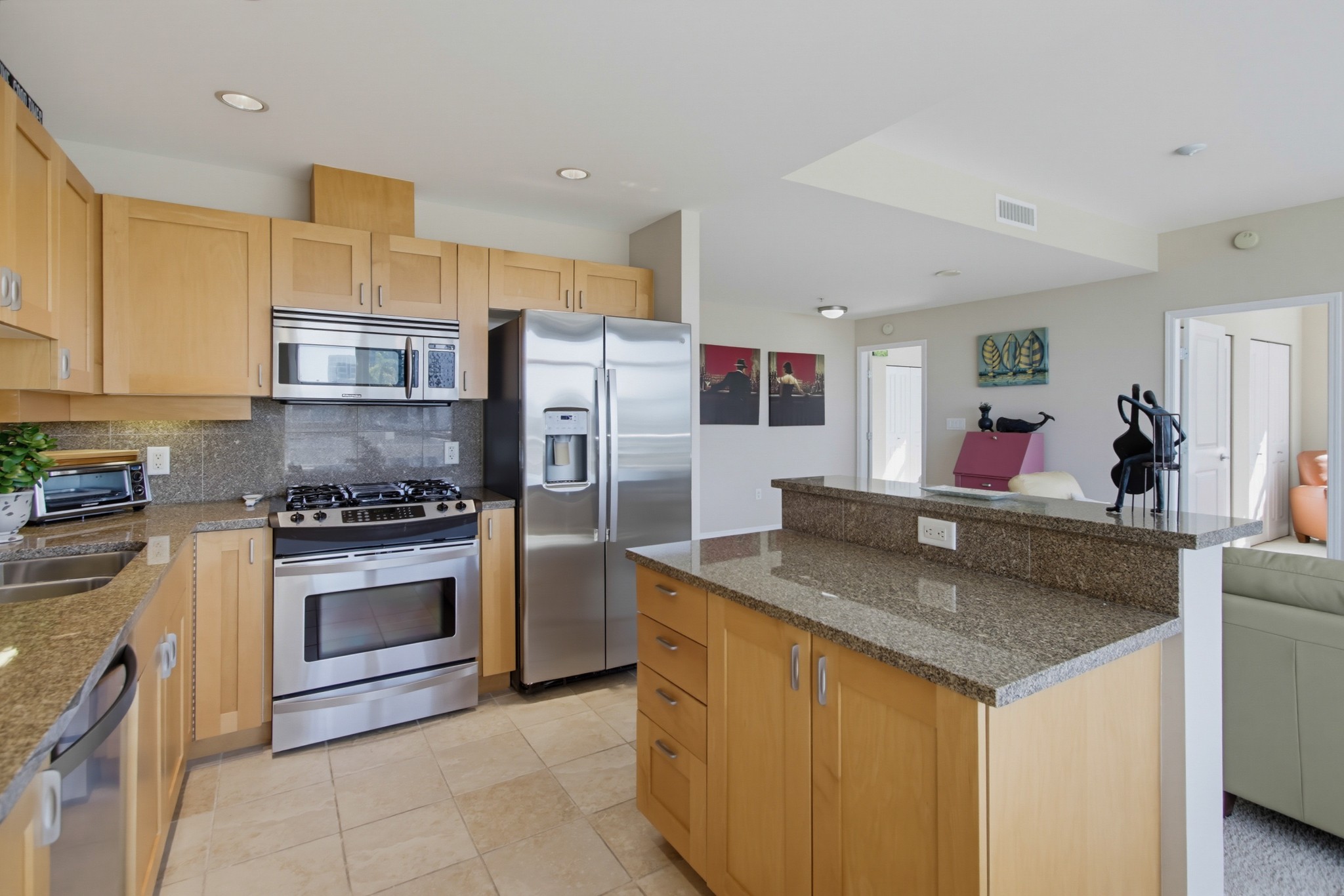 Virtual tour photo 23 of 74 for 475 Redwood St