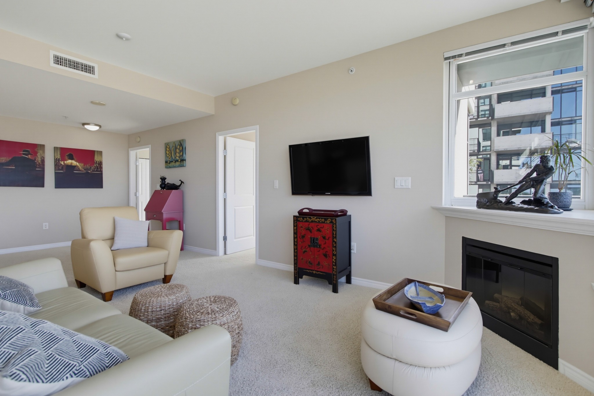 Virtual tour photo 11 of 35 for 475 Redwood St