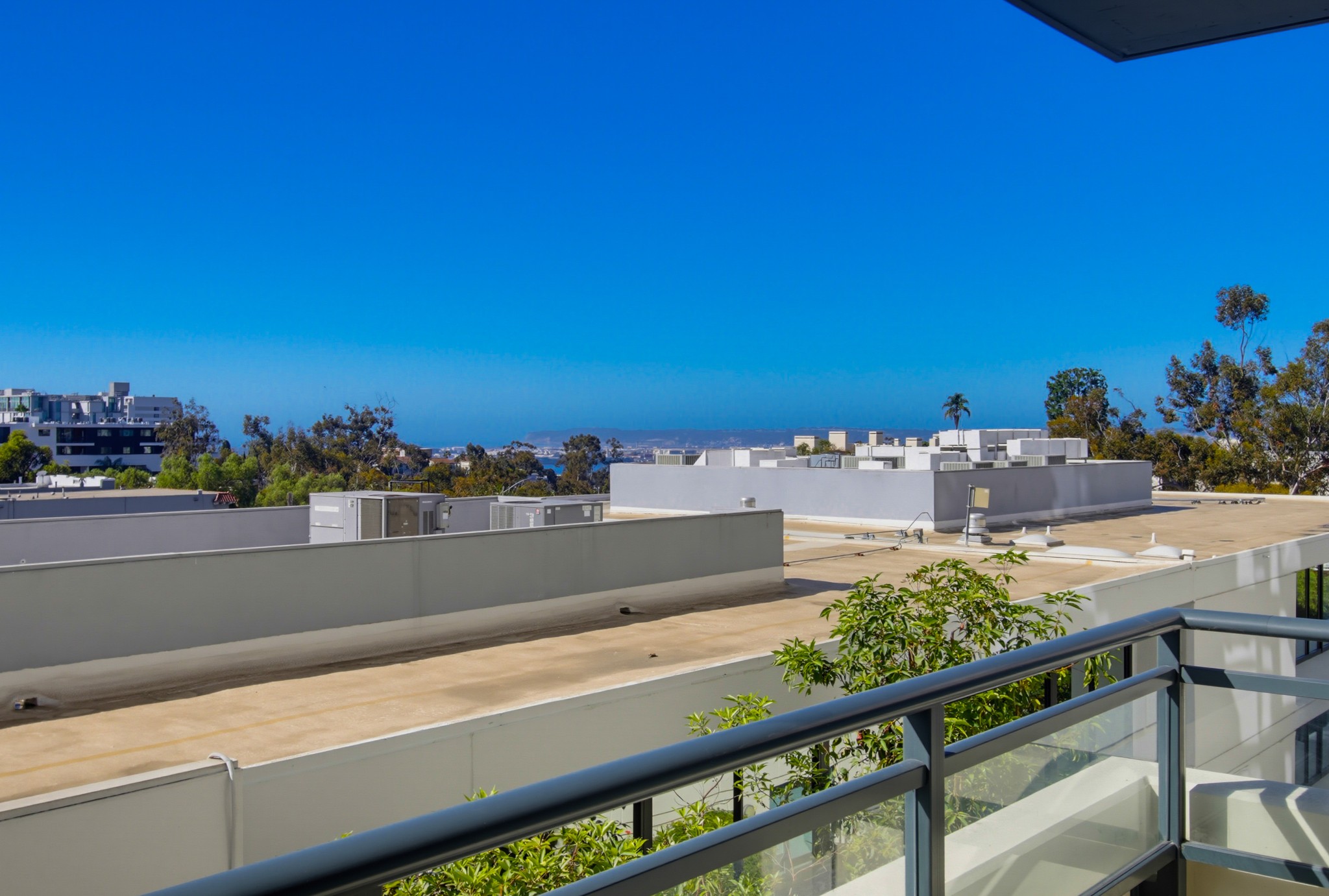 Virtual tour photo 28 of 35 for 475 Redwood St