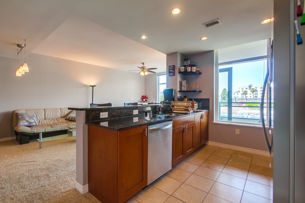 Virtual tour photo 12 of 39 for 475 Redwood St #402, San Diego, CA 92103