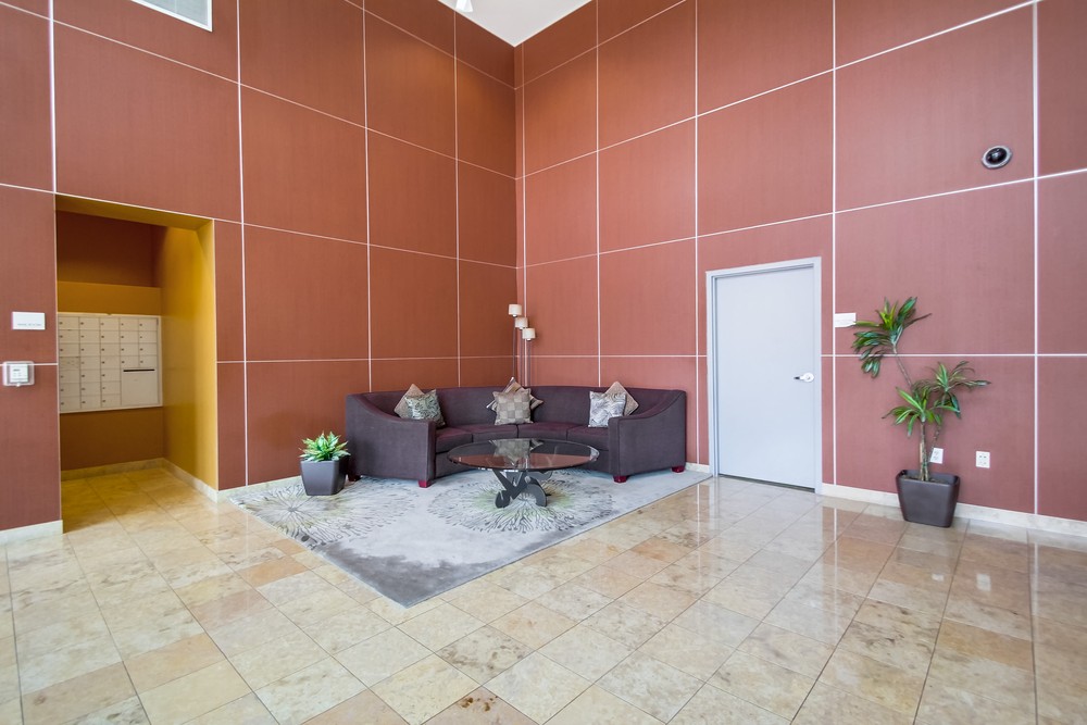Virtual tour photo 36 of 39 for 475 Redwood St #402, San Diego, CA 92103