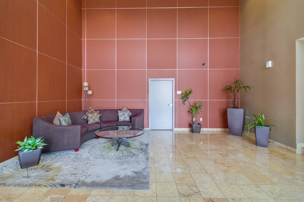 Virtual tour photo 37 of 39 for 475 Redwood St #402, San Diego, CA 92103