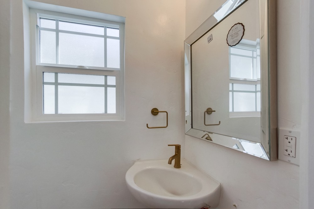 Virtual tour photo 23 of 41 for 4750 Biona Dr