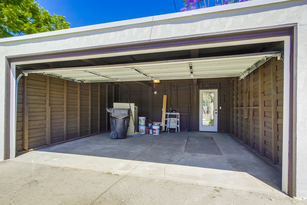 Virtual tour photo 40 of 41 for 4750 Biona Dr