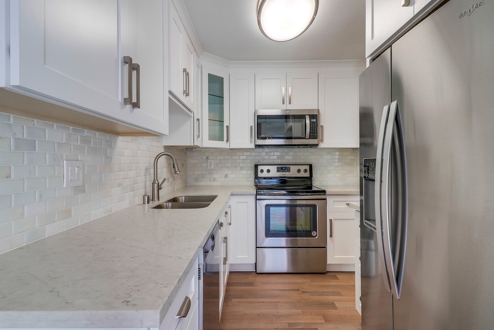 Virtual tour photo 19 of 34 for 4750 Noyes St #103