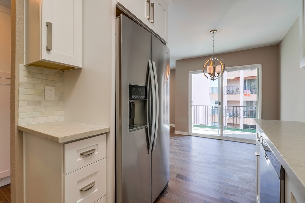 Virtual tour photo 23 of 34 for 4750 Noyes St #103