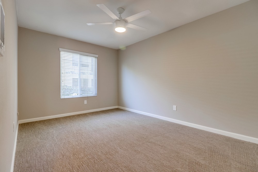 Virtual tour photo 26 of 34 for 4750 Noyes St #103