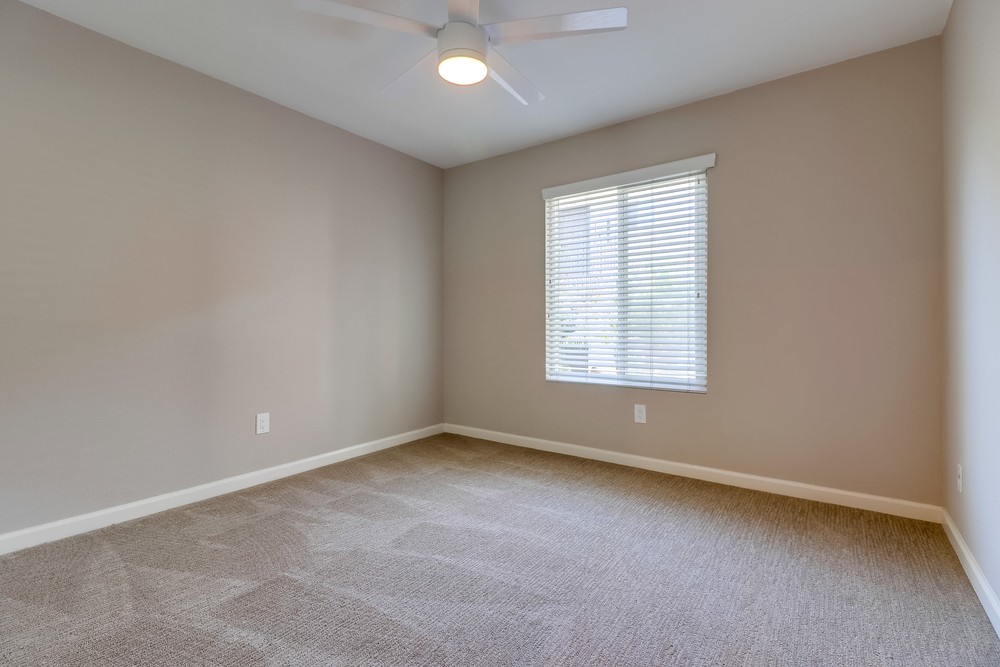 Virtual tour photo 29 of 34 for 4750 Noyes St #103