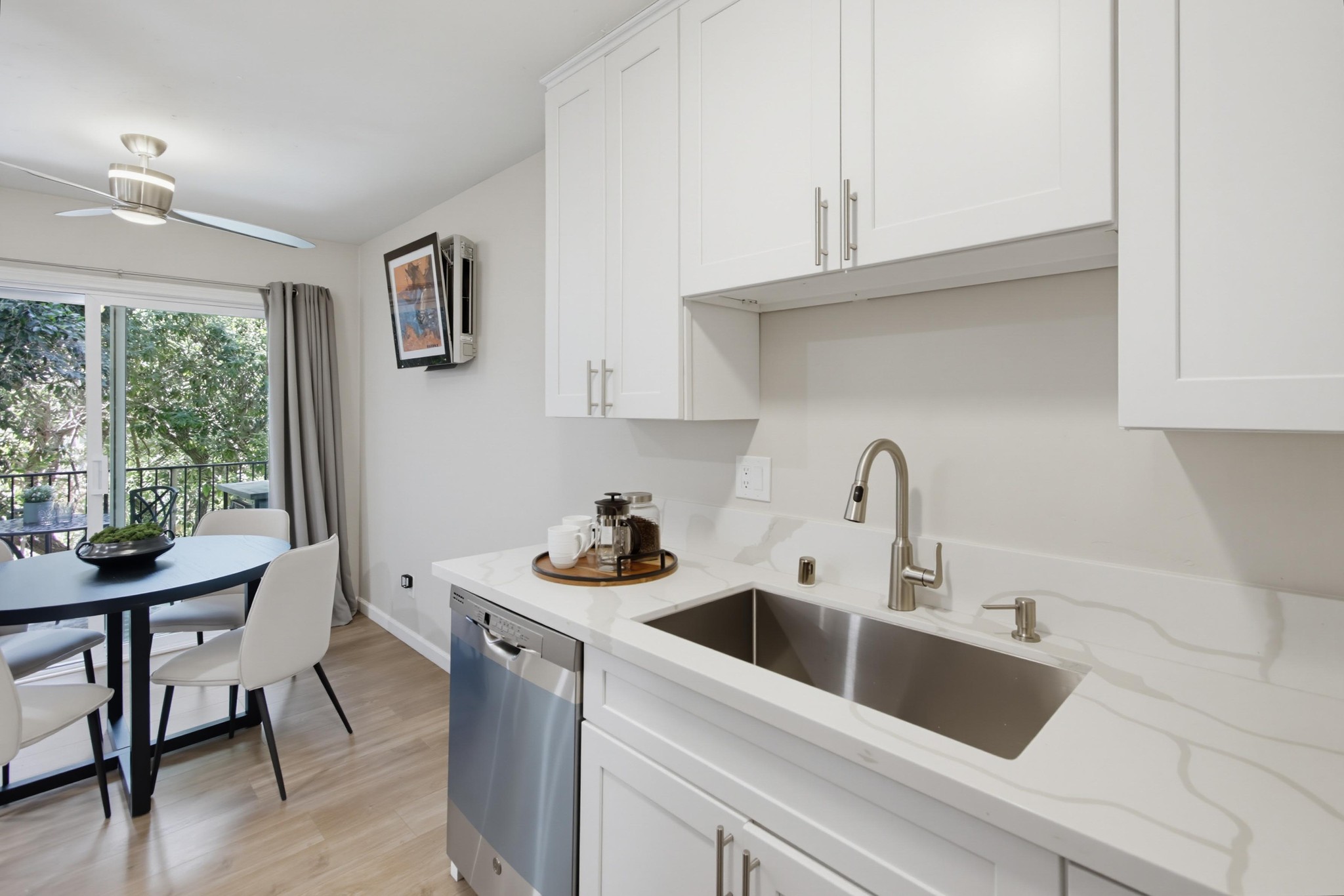 Virtual tour photo 24 of 81 for 4750 Noyes St Apt 218