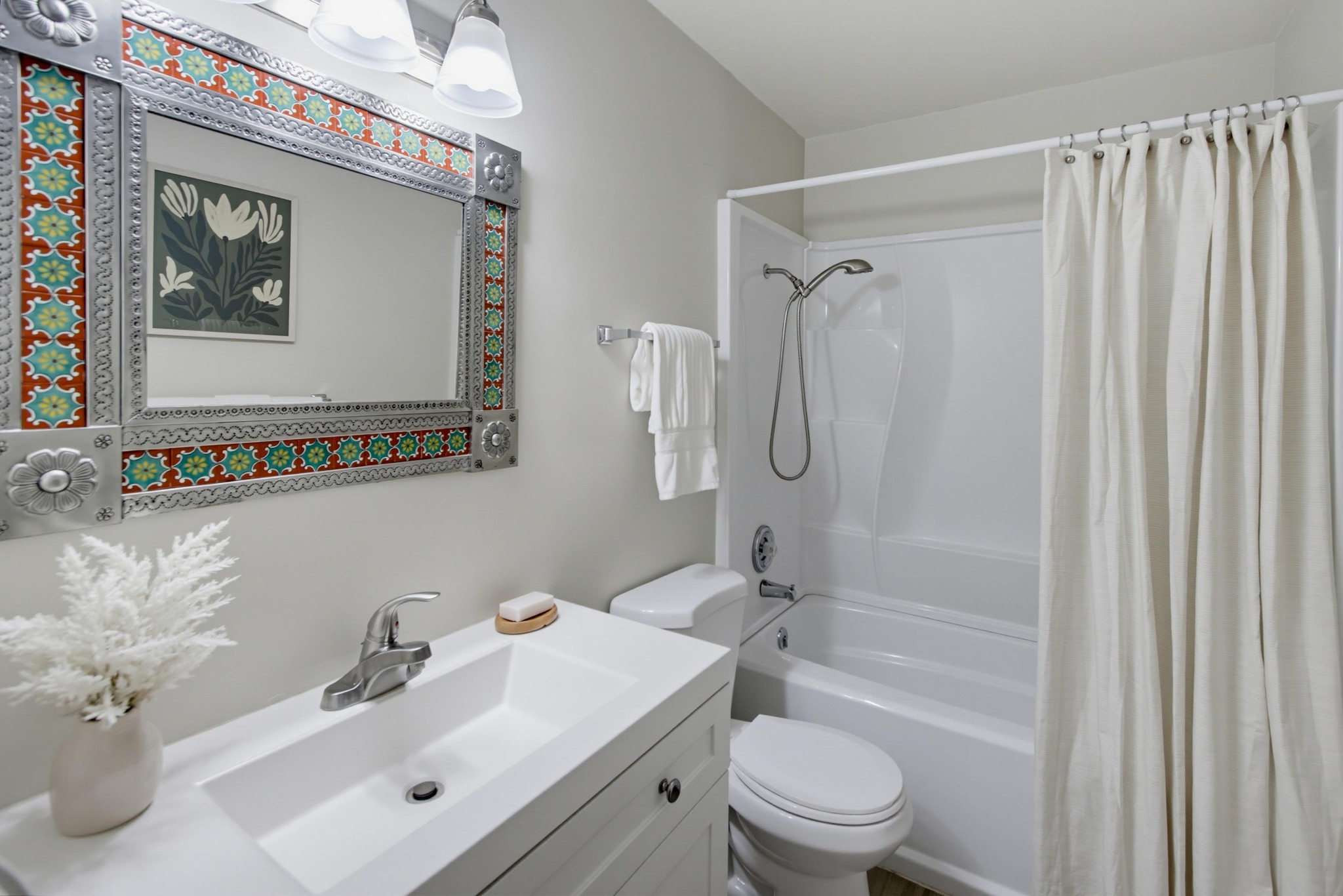 Virtual tour photo 25 of 81 for 4750 Noyes St Apt 218