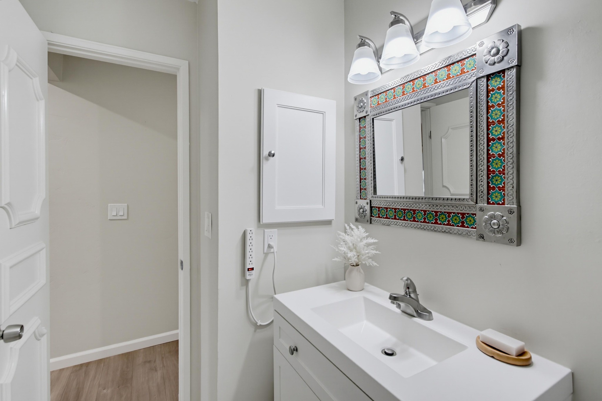 Virtual tour photo 26 of 81 for 4750 Noyes St Apt 218