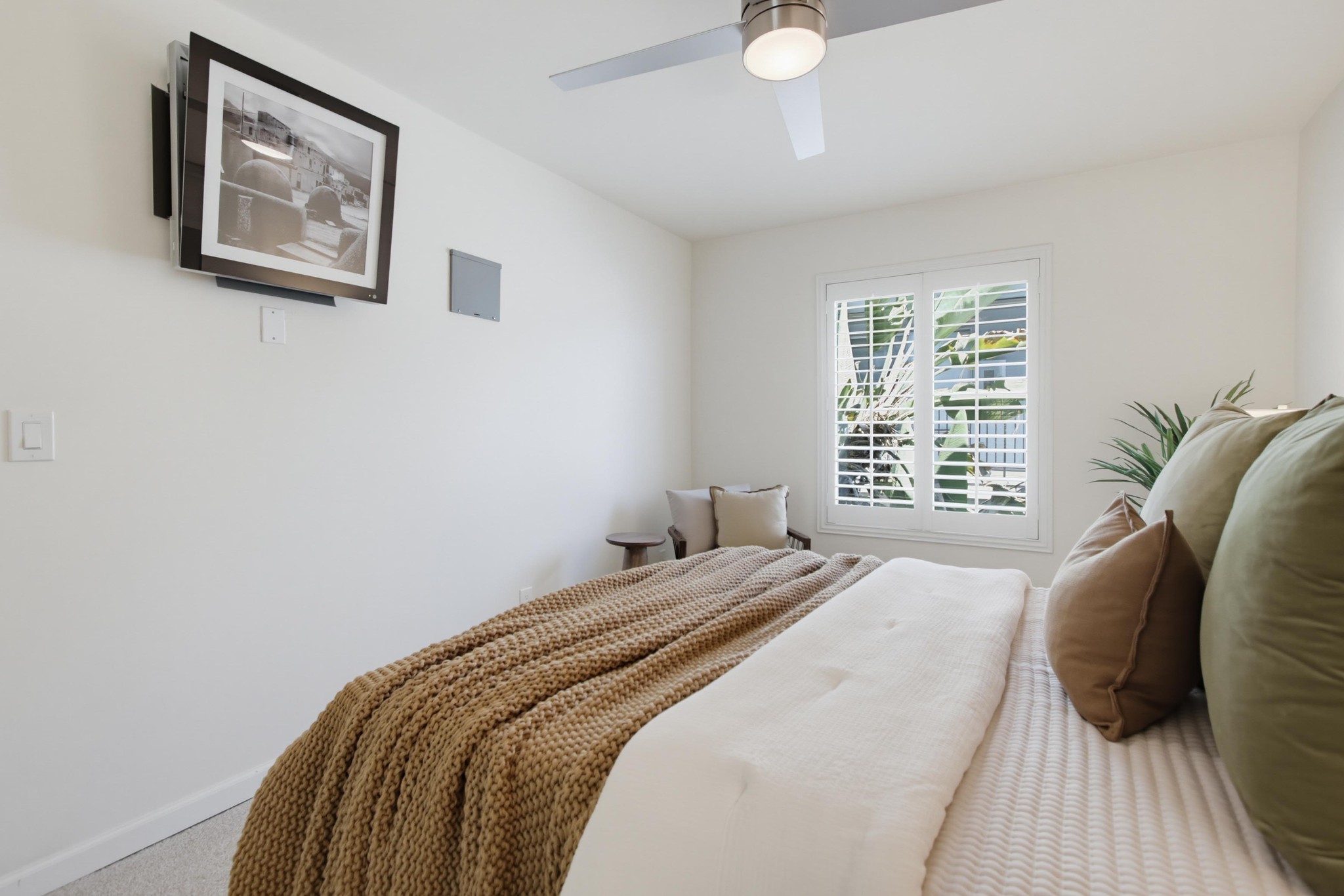 Virtual tour photo 28 of 81 for 4750 Noyes St Apt 218