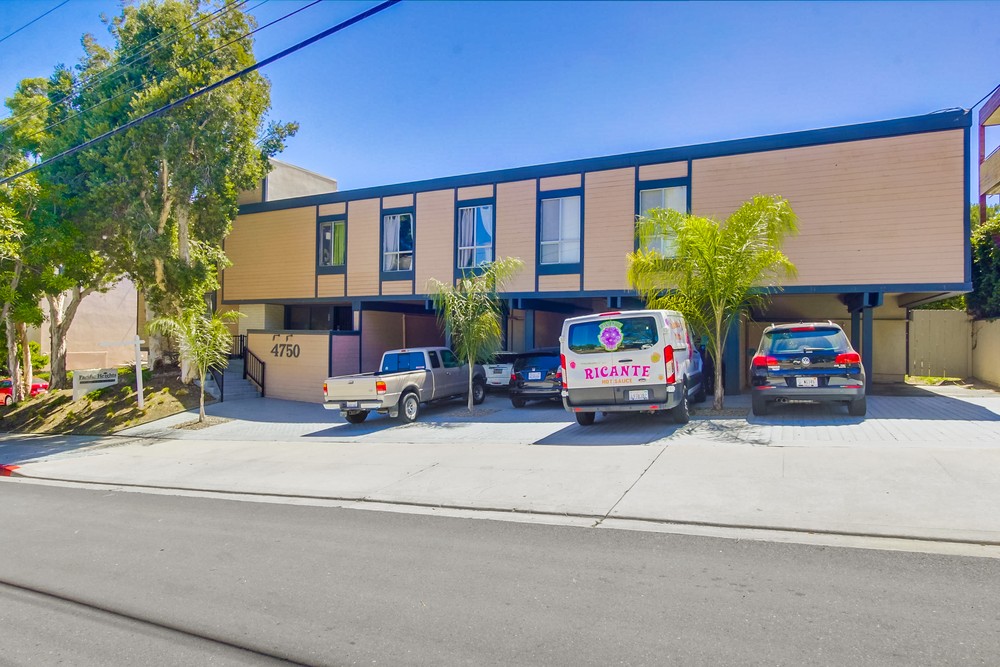 Virtual tour photo 3 of 27 for 4750 Noyes St