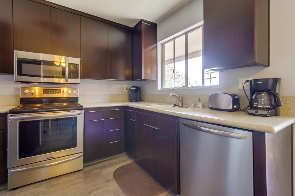 Virtual tour photo 17 of 27 for 4750 Noyes St