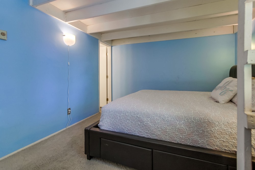 Virtual tour photo 21 of 27 for 4750 Noyes St