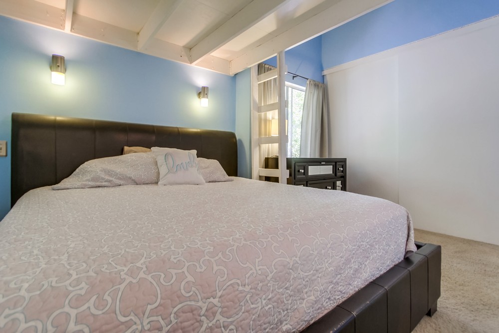 Virtual tour photo 22 of 27 for 4750 Noyes St