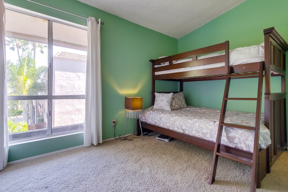 Virtual tour photo 24 of 27 for 4750 Noyes St