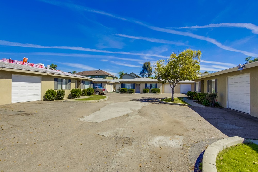 Virtual tour photo 39 of 48 for 4751 67th St