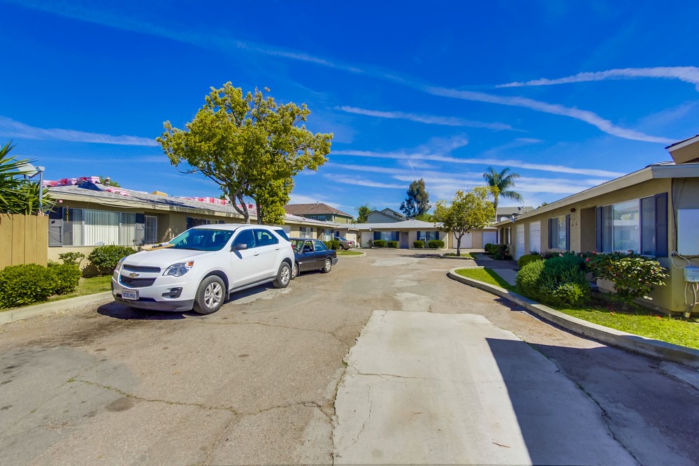 Virtual tour photo 40 of 48 for 4751 67th St