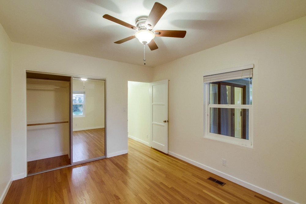 Virtual tour photo 31 of 46 for 4751 Jean Dr