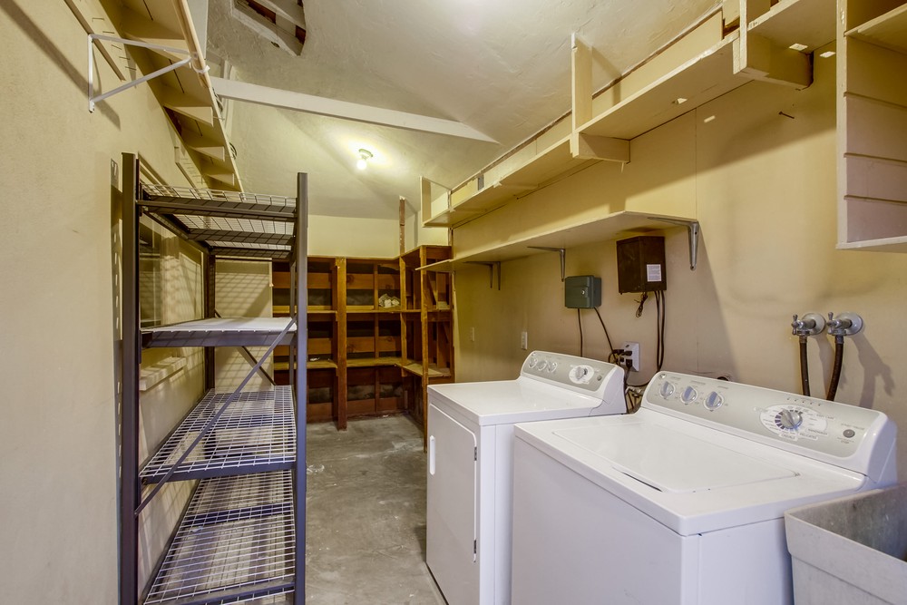 Virtual tour photo 34 of 46 for 4751 Jean Dr