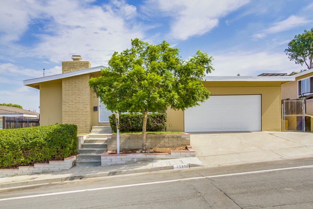 Virtual tour photo 3 of 43 for 4752 Twain Ave