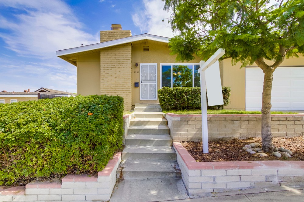 Virtual tour photo 5 of 43 for 4752 Twain Ave