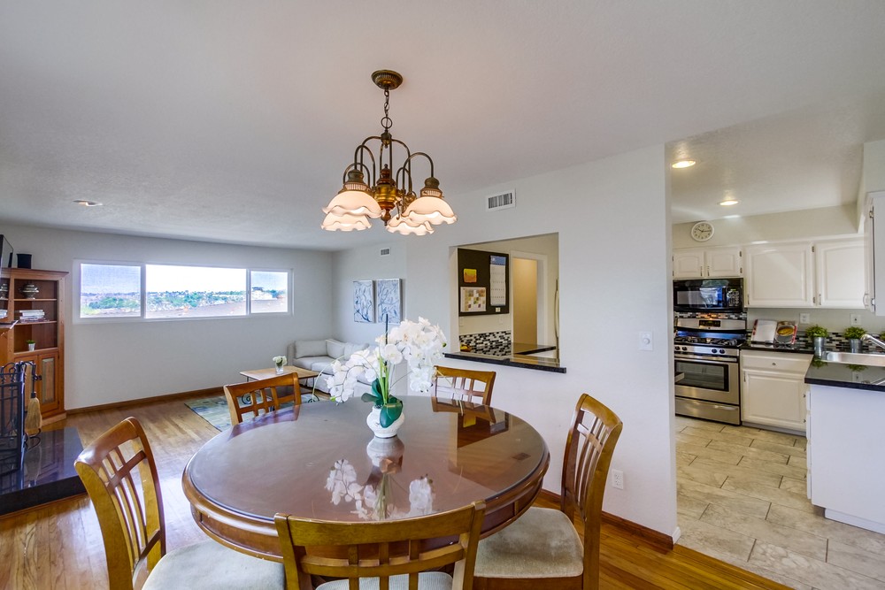 Virtual tour photo 11 of 43 for 4752 Twain Ave