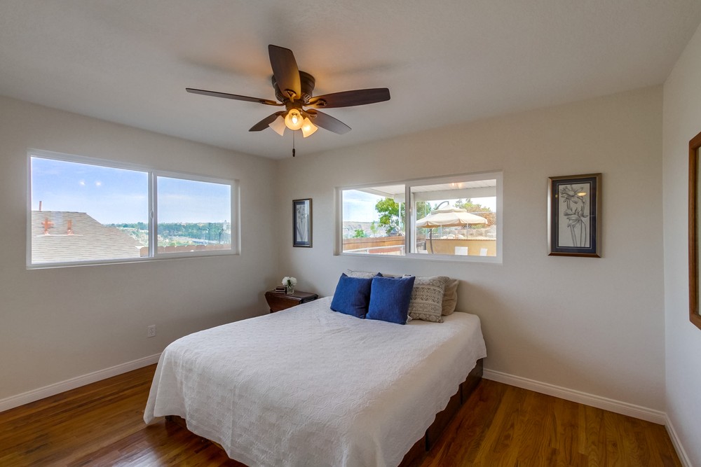 Virtual tour photo 16 of 43 for 4752 Twain Ave