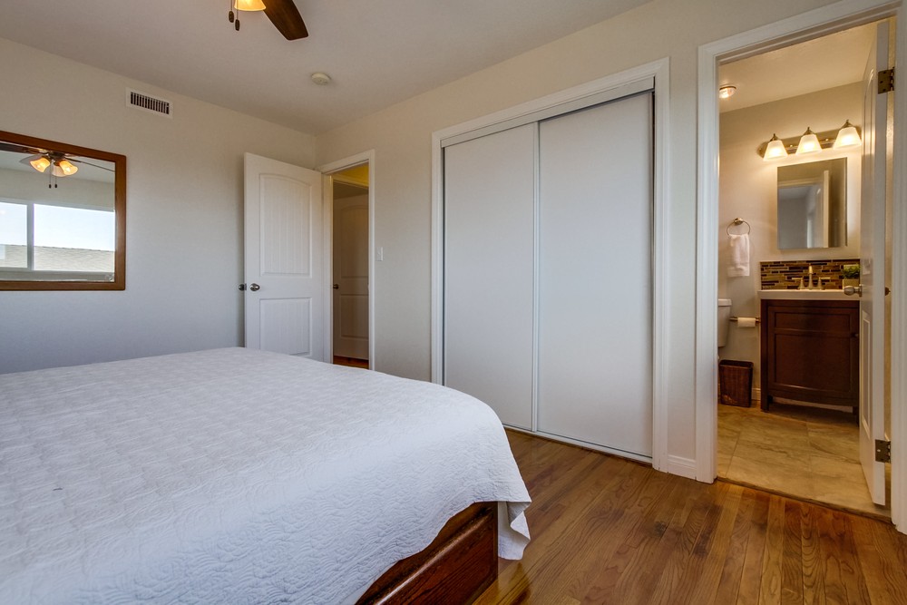 Virtual tour photo 19 of 43 for 4752 Twain Ave