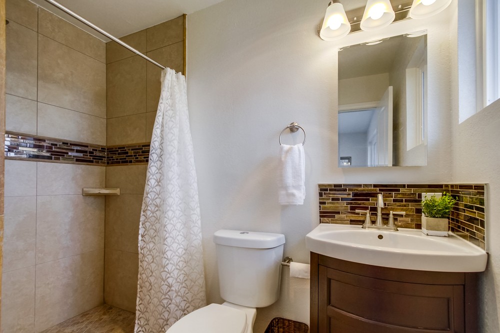 Virtual tour photo 20 of 43 for 4752 Twain Ave