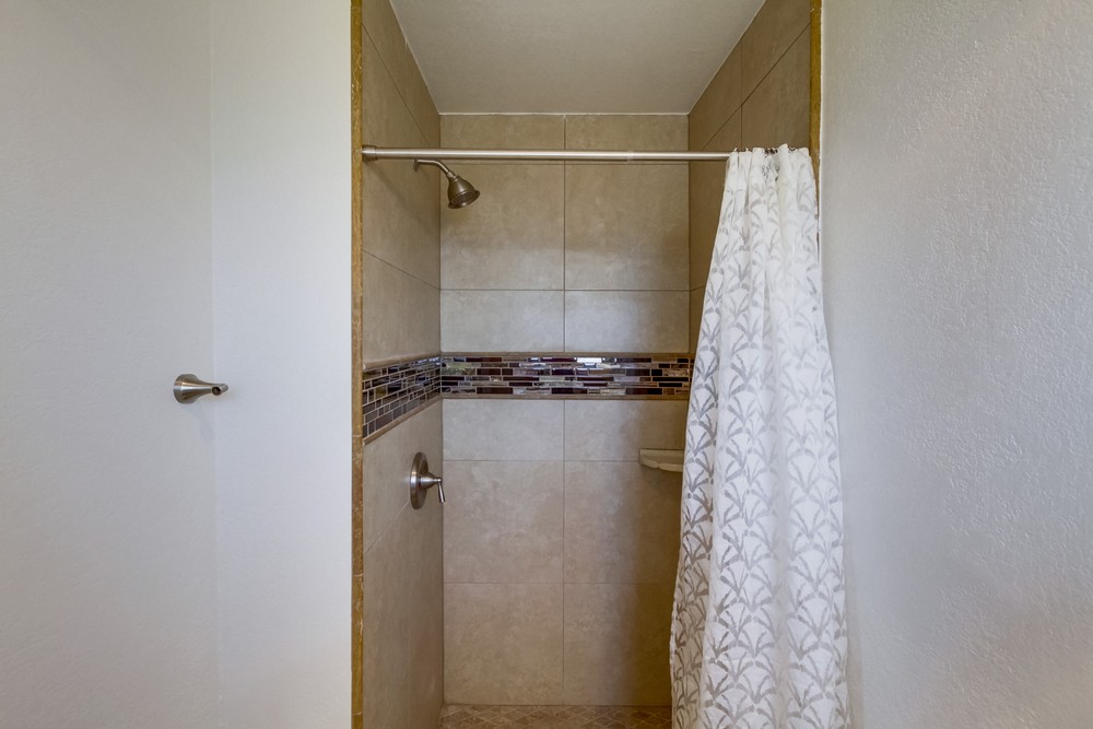 Virtual tour photo 21 of 43 for 4752 Twain Ave