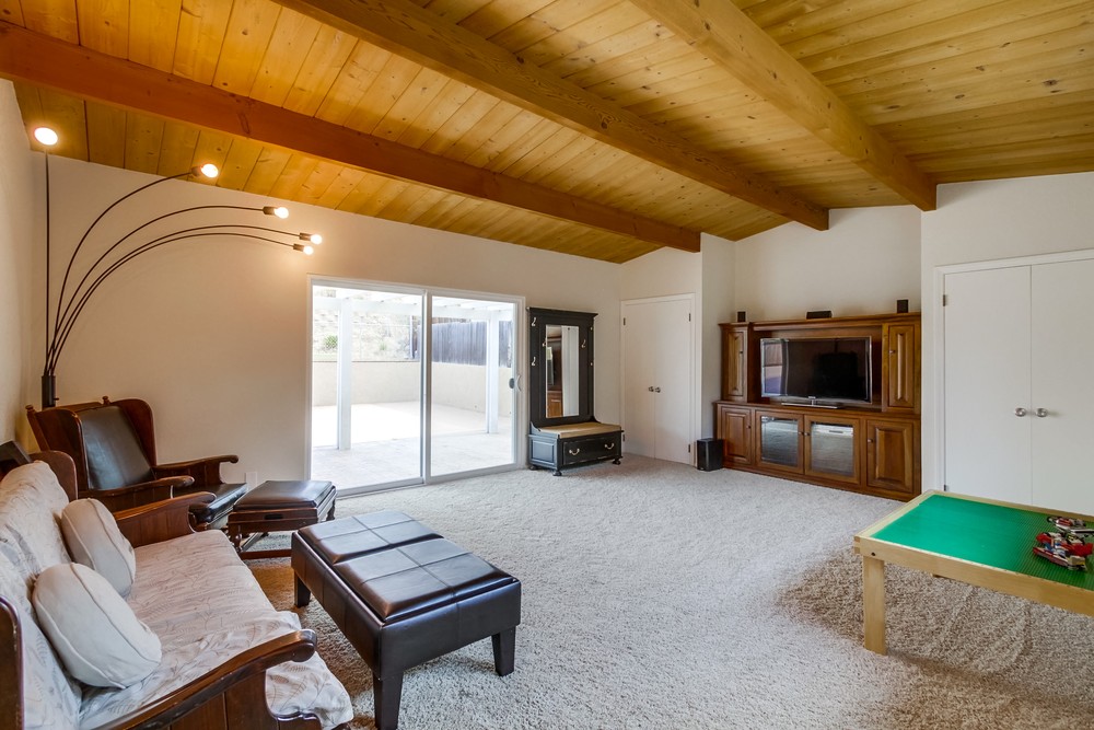 Virtual tour photo 29 of 43 for 4752 Twain Ave