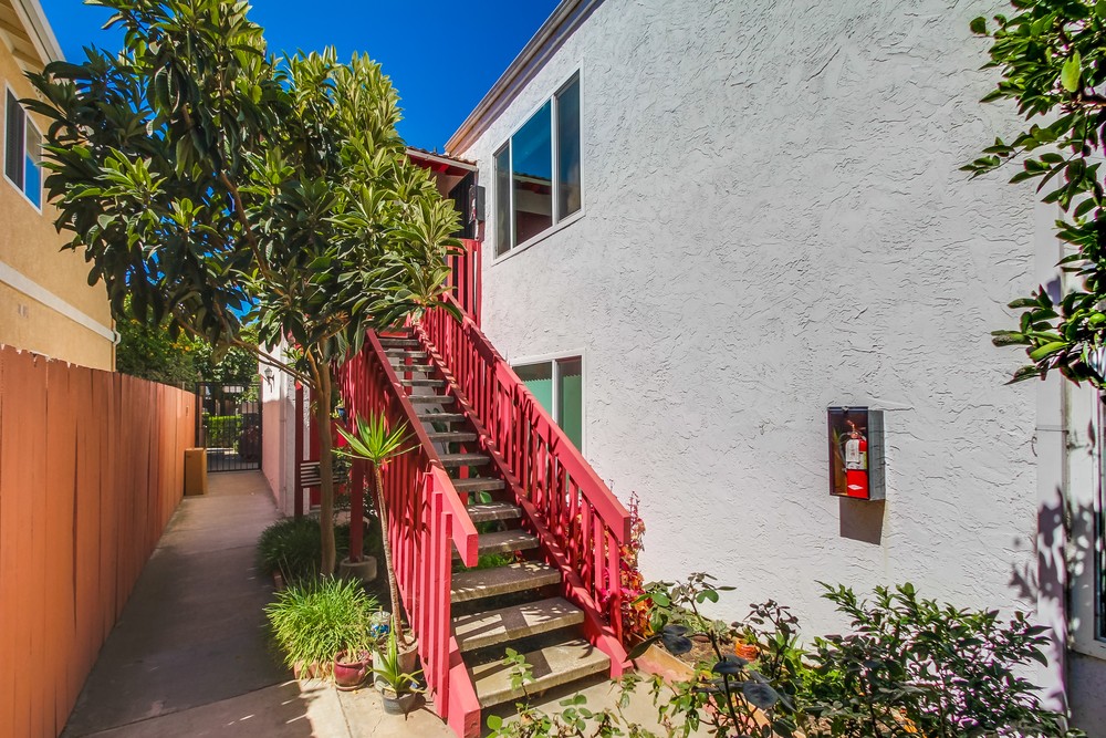 Virtual tour photo 5 of 26 for 4753 35th St