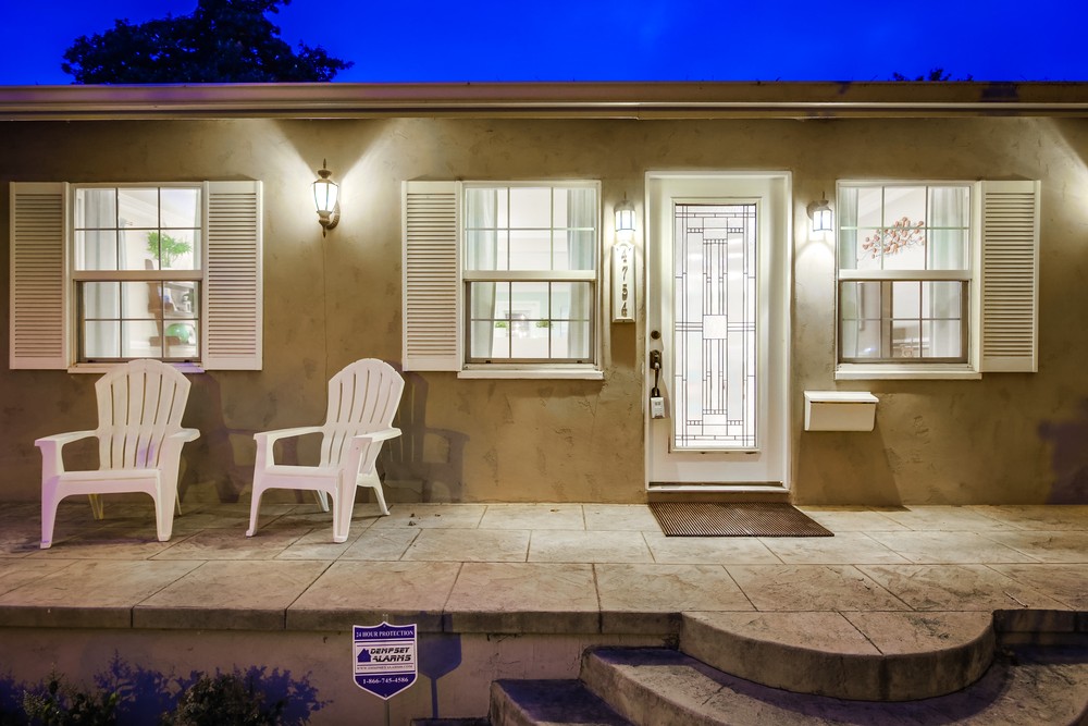 Virtual tour photo 7 of 52 for 4754 Aragon Dr